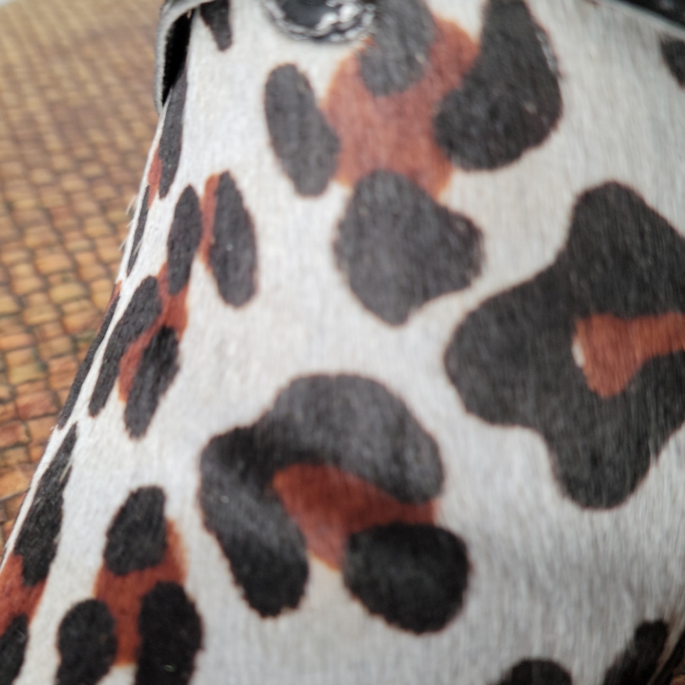 Cow hair mules. Size 7 - Picture 4 of 10